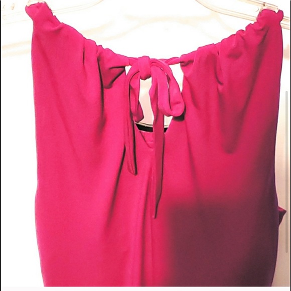 Cache Sleeveless Top - Picture 2 of 3